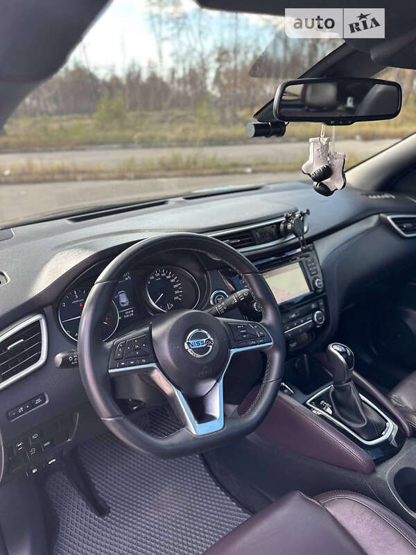 Позашляховик / Кросовер Nissan Qashqai 2021 в Ватутіному