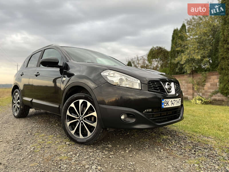 Внедорожник / Кроссовер Nissan Qashqai 2012 в Ровно