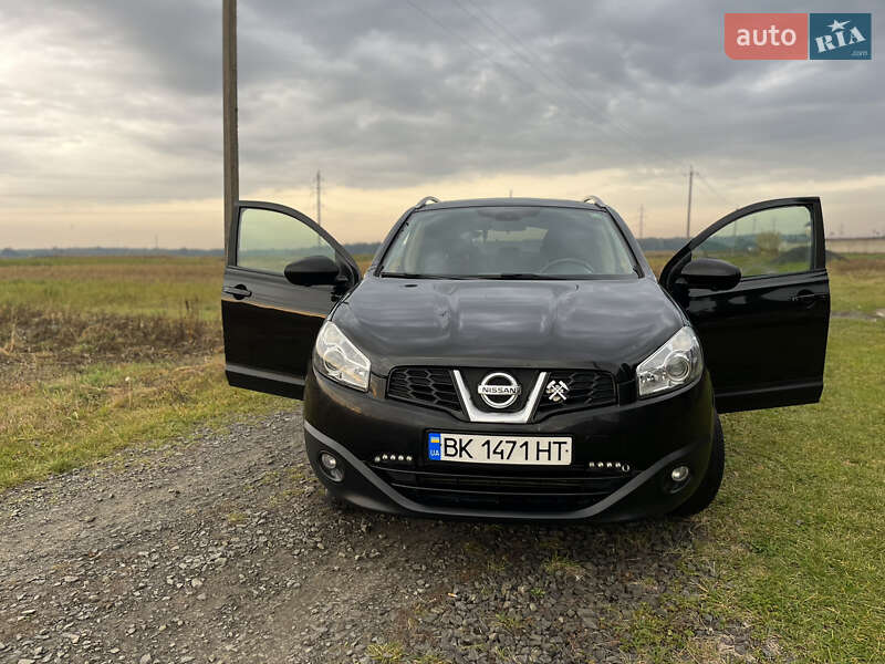 Внедорожник / Кроссовер Nissan Qashqai 2012 в Ровно
