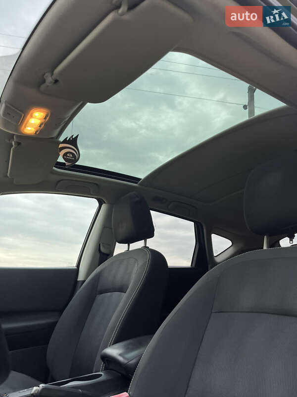 Внедорожник / Кроссовер Nissan Qashqai 2012 в Ровно