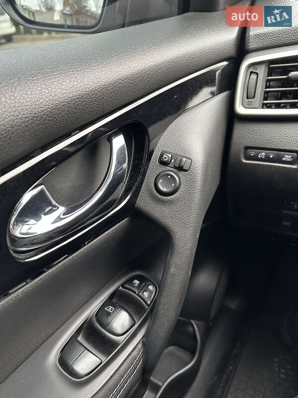 Внедорожник / Кроссовер Nissan Qashqai 2016 в Кременчуге