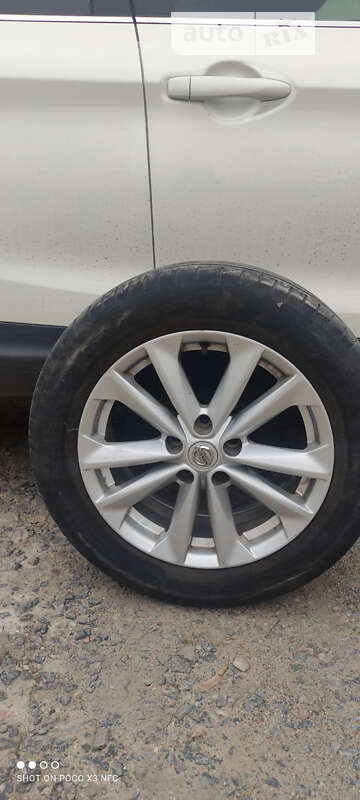 Внедорожник / Кроссовер Nissan Qashqai 2017 в Южноукраинске