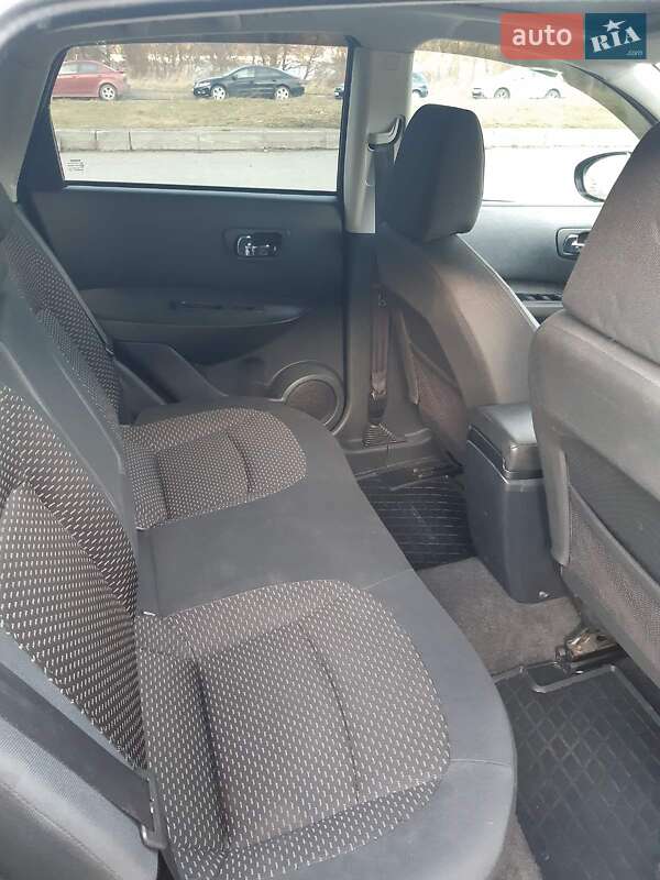 Позашляховик / Кросовер Nissan Qashqai 2008 в Львові