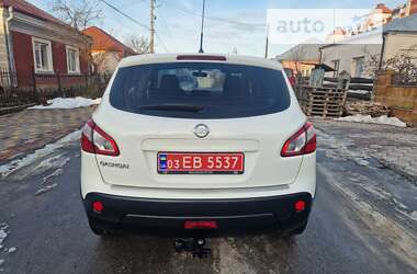 Позашляховик / Кросовер Nissan Qashqai 2011 в Тернополі