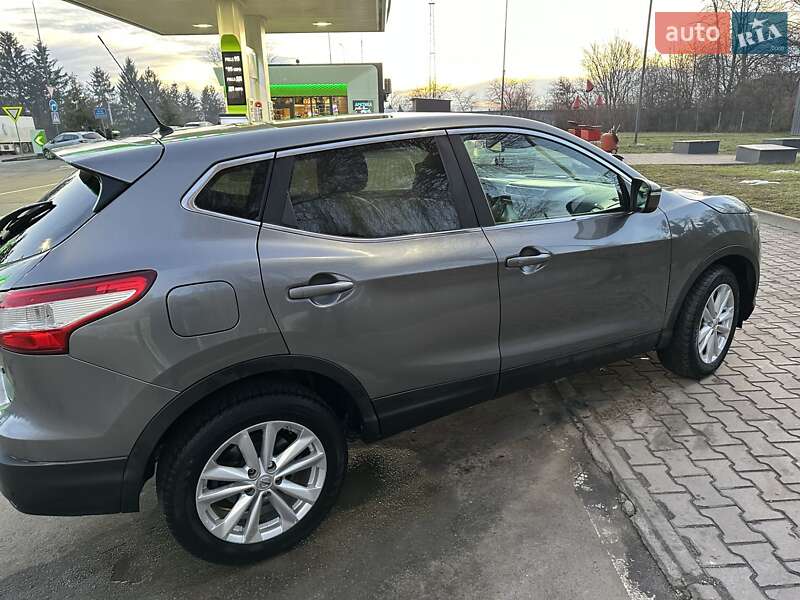 Внедорожник / Кроссовер Nissan Qashqai 2014 в Баре