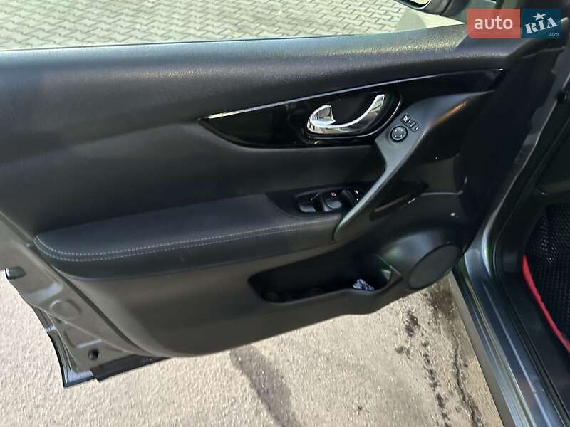 Внедорожник / Кроссовер Nissan Qashqai 2014 в Баре