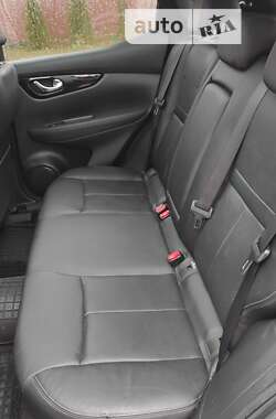 Внедорожник / Кроссовер Nissan Qashqai 2014 в 