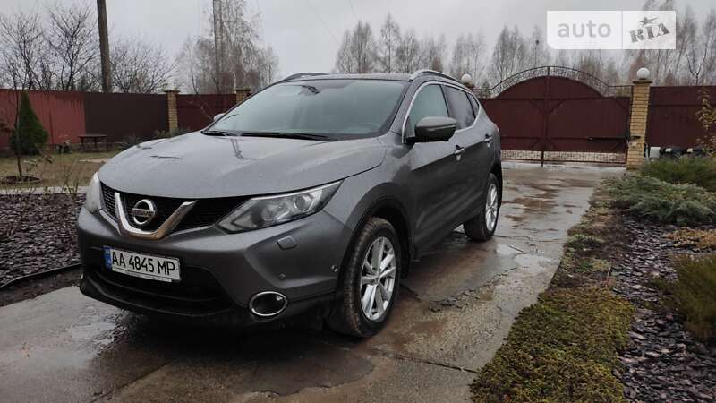 Позашляховик / Кросовер Nissan Qashqai 2014 в Бучі