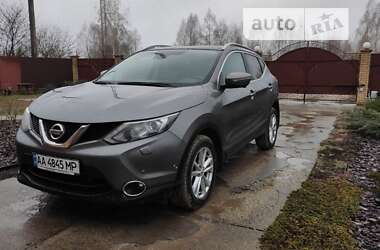 Внедорожник / Кроссовер Nissan Qashqai 2014 в 