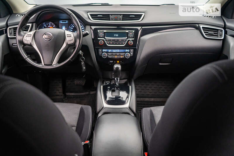 Внедорожник / Кроссовер Nissan Qashqai 2017 в Киеве