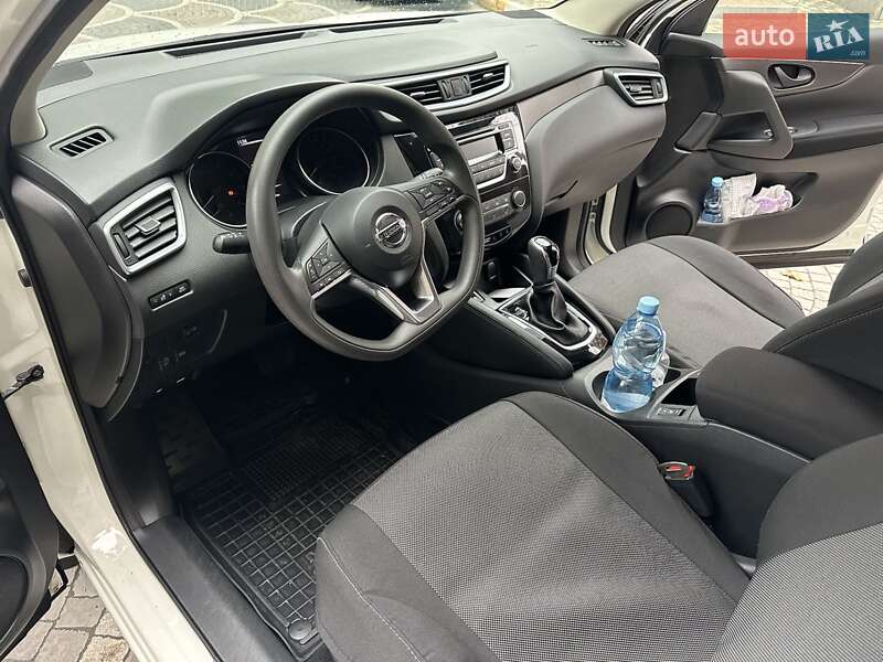Внедорожник / Кроссовер Nissan Qashqai 2017 в Киеве