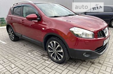 Позашляховик / Кросовер Nissan Qashqai 2012 в Києві