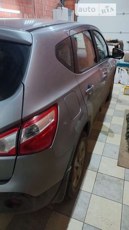 Внедорожник / Кроссовер Nissan Qashqai 2010 в Кривом Роге