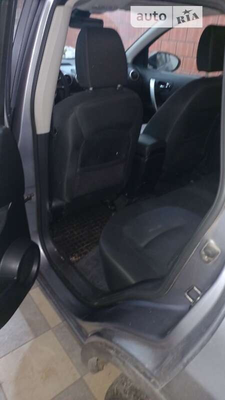 Внедорожник / Кроссовер Nissan Qashqai 2010 в Кривом Роге