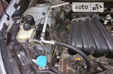 Внедорожник / Кроссовер Nissan Qashqai 2010 в 