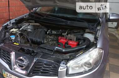 Внедорожник / Кроссовер Nissan Qashqai 2010 в 