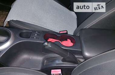 Внедорожник / Кроссовер Nissan Qashqai 2010 в 