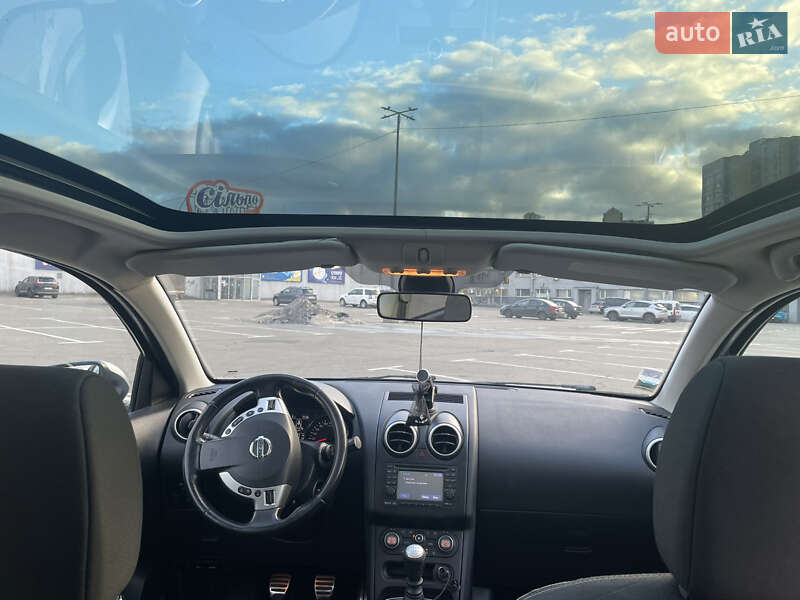 Внедорожник / Кроссовер Nissan Qashqai 2012 в Киеве