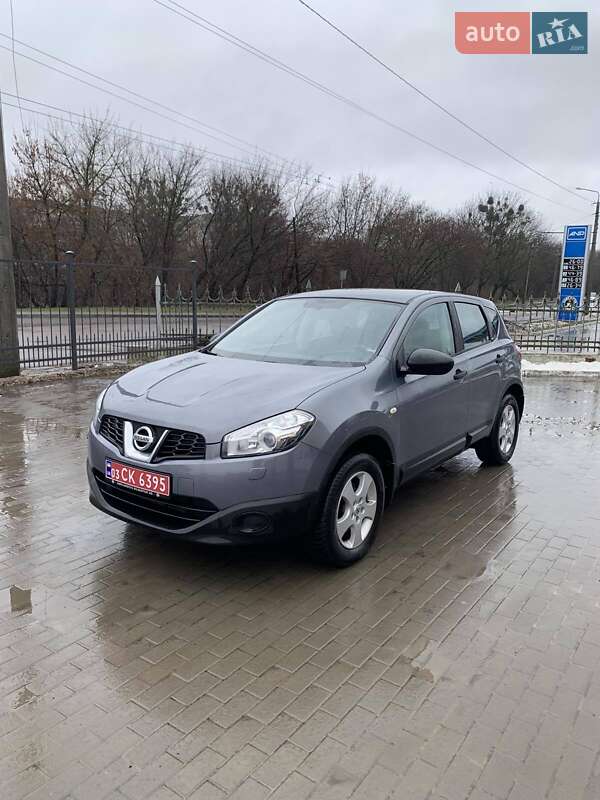 Внедорожник / Кроссовер Nissan Qashqai 2010 в Луцке