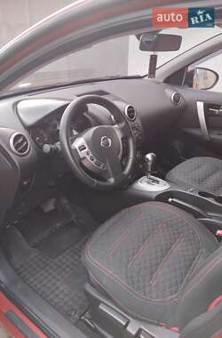 Внедорожник / Кроссовер Nissan Qashqai 2008 в 