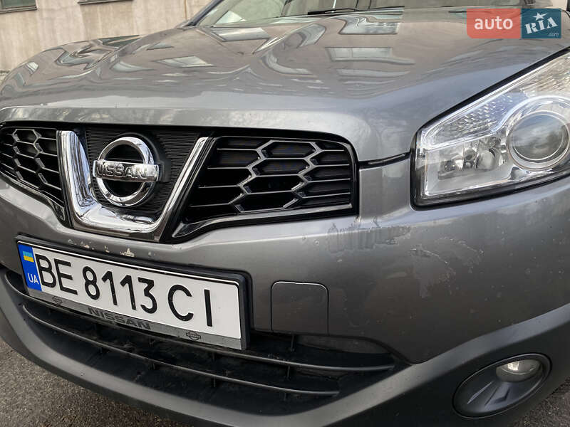 Позашляховик / Кросовер Nissan Qashqai 2011 в Києві