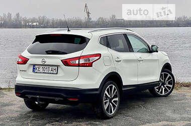 Внедорожник / Кроссовер Nissan Qashqai 2015 в Днепре