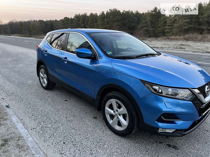 Внедорожник / Кроссовер Nissan Qashqai 2018 в Каменском