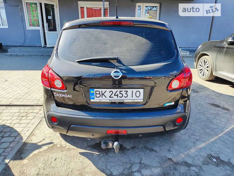 Позашляховик / Кросовер Nissan Qashqai 2009 в Рівному