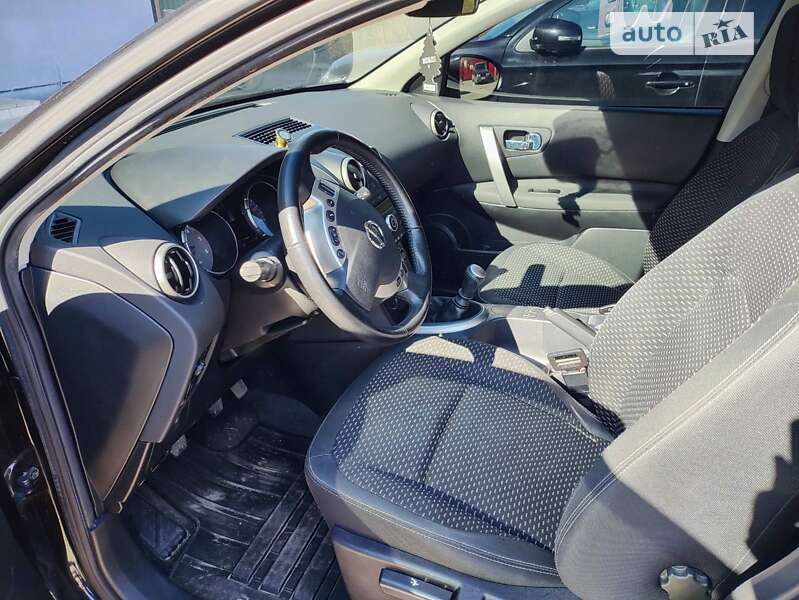 Позашляховик / Кросовер Nissan Qashqai 2009 в Рівному