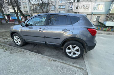 Внедорожник / Кроссовер Nissan Qashqai 2010 в Звягеле