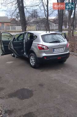 Внедорожник / Кроссовер Nissan Qashqai 2010 в Черкассах