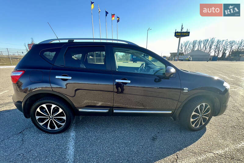 Внедорожник / Кроссовер Nissan Qashqai 2010 в Днепре