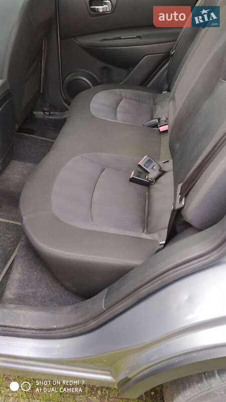 Позашляховик / Кросовер Nissan Qashqai 2010 в Стрию