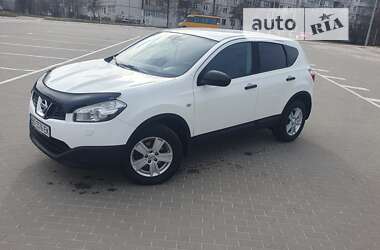 Внедорожник / Кроссовер Nissan Qashqai 2011 в Сумах