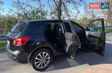 Внедорожник / Кроссовер Nissan Qashqai 2009 в 
