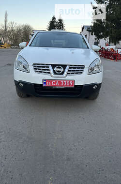 Внедорожник / Кроссовер Nissan Qashqai 2009 в Хороле