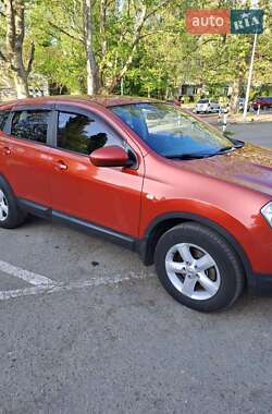 Внедорожник / Кроссовер Nissan Qashqai 2007 в 