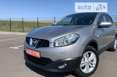 Позашляховик / Кросовер Nissan Qashqai 2010 в Рівному