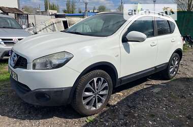 Позашляховик / Кросовер Nissan Qashqai 2011 в Києві