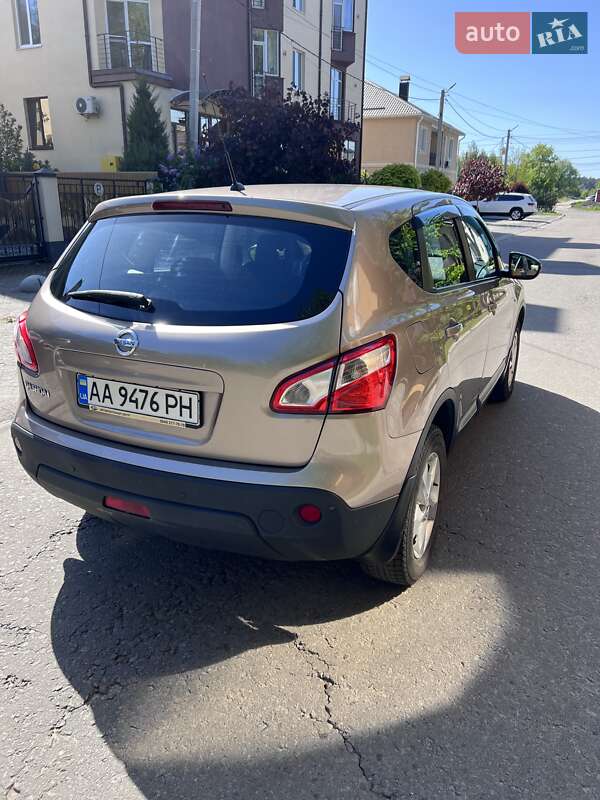 Внедорожник / Кроссовер Nissan Qashqai 2012 в Броварах