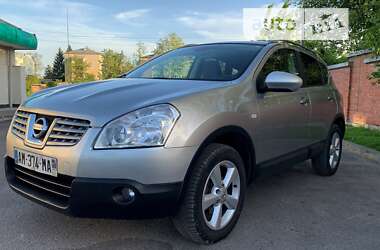 Внедорожник / Кроссовер Nissan Qashqai 2010 в Дрогобыче