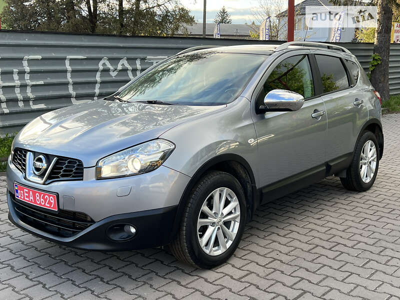 Позашляховик / Кросовер Nissan Qashqai 2010 в Луцьку