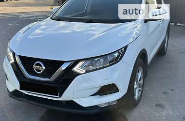 Позашляховик / Кросовер Nissan Qashqai 2018 в Бучі