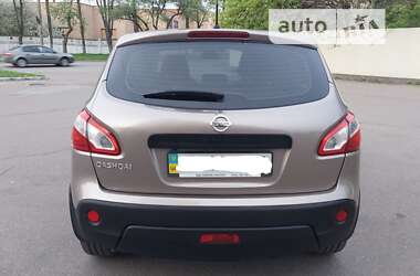 Позашляховик / Кросовер Nissan Qashqai 2012 в Чернігові