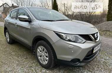 Внедорожник / Кроссовер Nissan Qashqai 2015 в Виннице