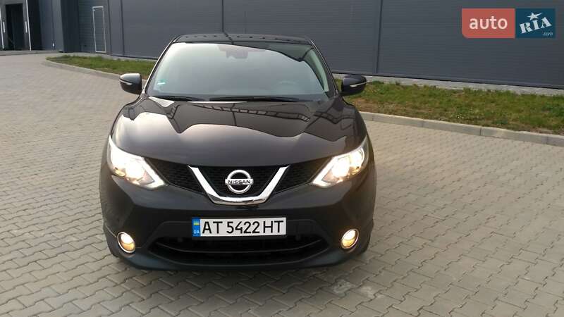 Внедорожник / Кроссовер Nissan Qashqai 2014 в Ивано-Франковске