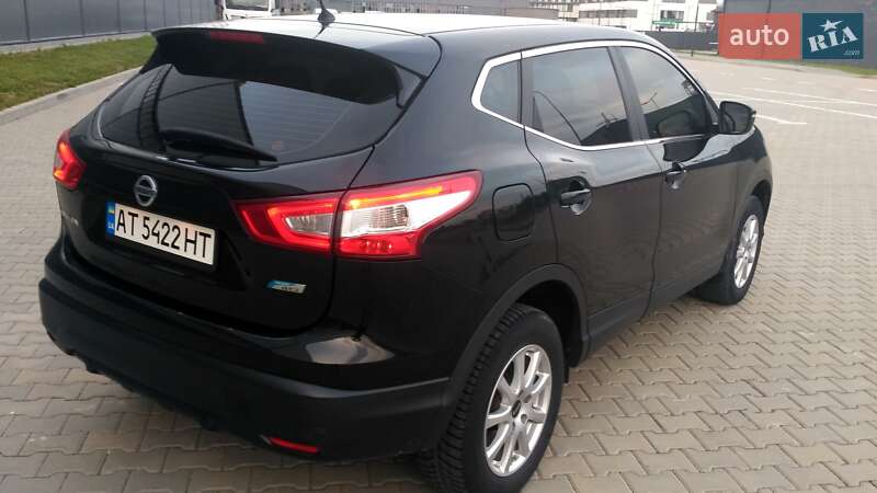 Внедорожник / Кроссовер Nissan Qashqai 2014 в Ивано-Франковске