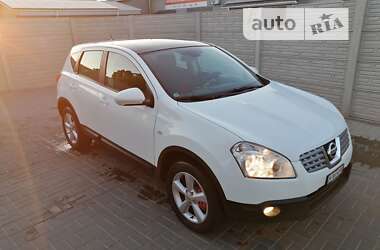 Позашляховик / Кросовер Nissan Qashqai 2009 в Рівному