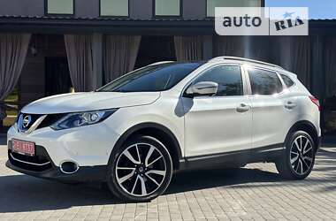 Позашляховик / Кросовер Nissan Qashqai 2014 в Рівному