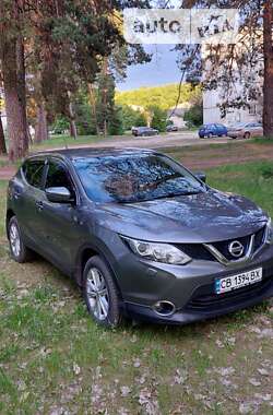 Внедорожник / Кроссовер Nissan Qashqai 2014 в Остер